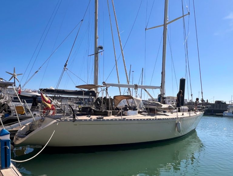 charter-barco-vela-00
